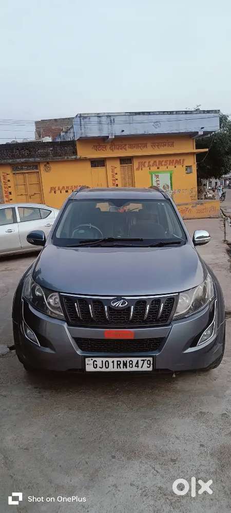 Xuv 500 w10 2015-16 model