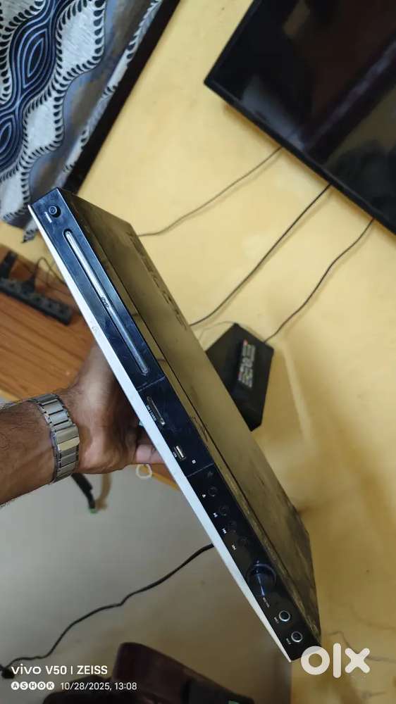 Ibell dvd player no remort. Optical hdmi suport