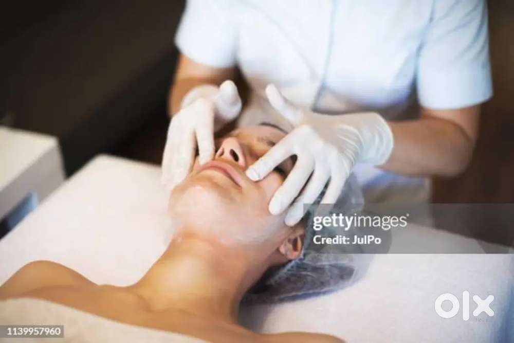 Beauty parlour spa therapist ladies jobs available all over Hyderabad