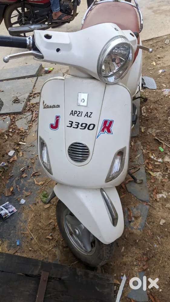 Vespa bike looking good