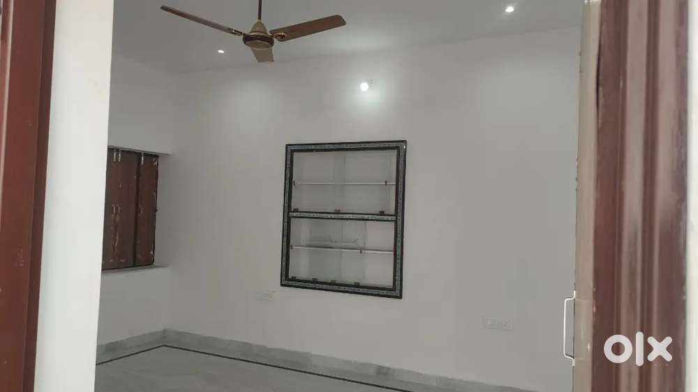 2 BHK for vegitarian only