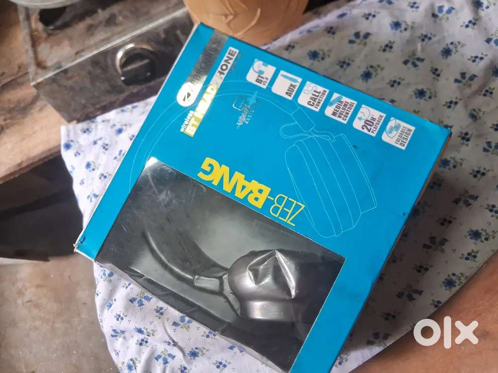 Want to sell new headphones seal pack