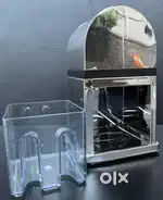 Manual Hand Ice Crusher Machine for Gola Making Cocktail