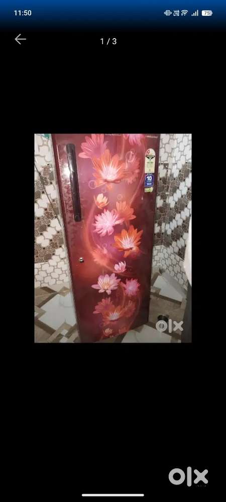 1 year old fridge new condition and I need big fridge