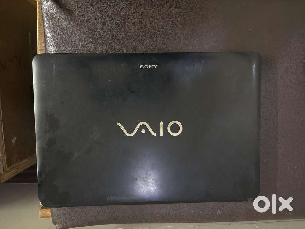 Sony VAIO SVF152c1ww laptop