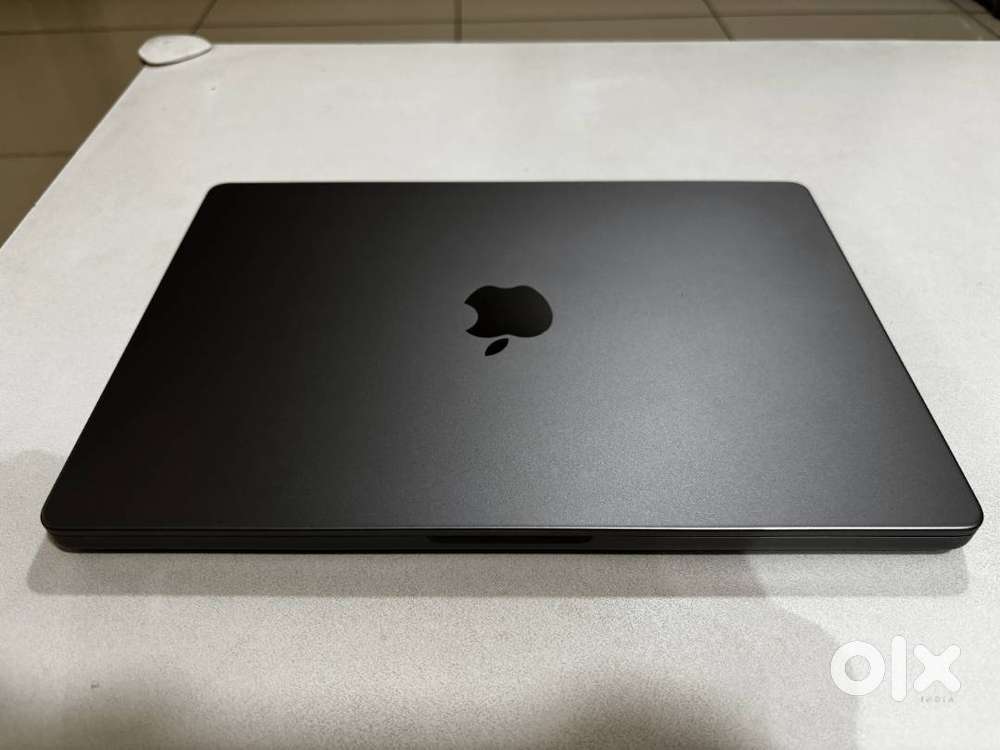 Macbook Pro M1 Pro-14inch 16GB RAM 512 SSD