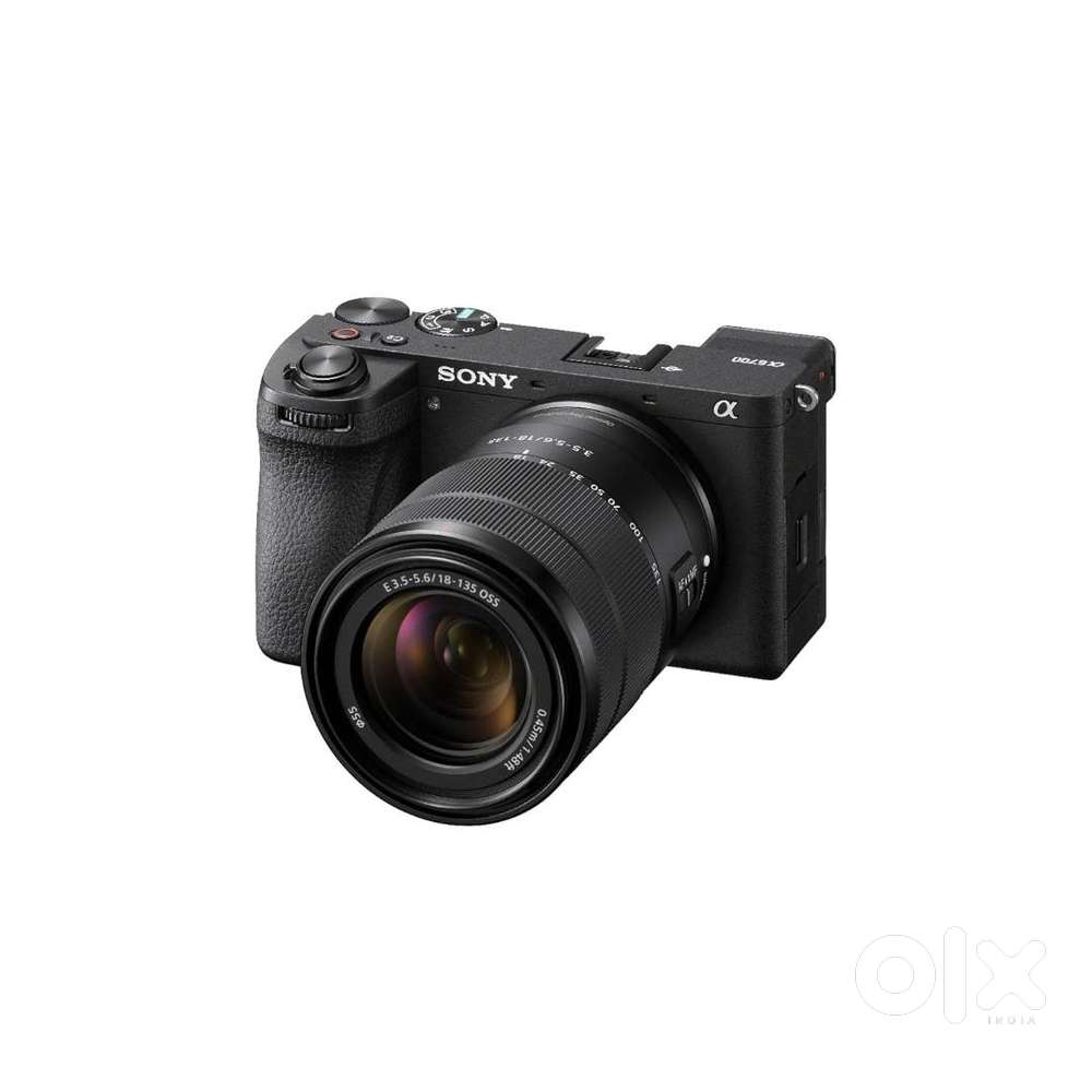 Sony Alpha ILCE-6700M Mirrorless Camera Body + 18-135 mm Lens  - Black
