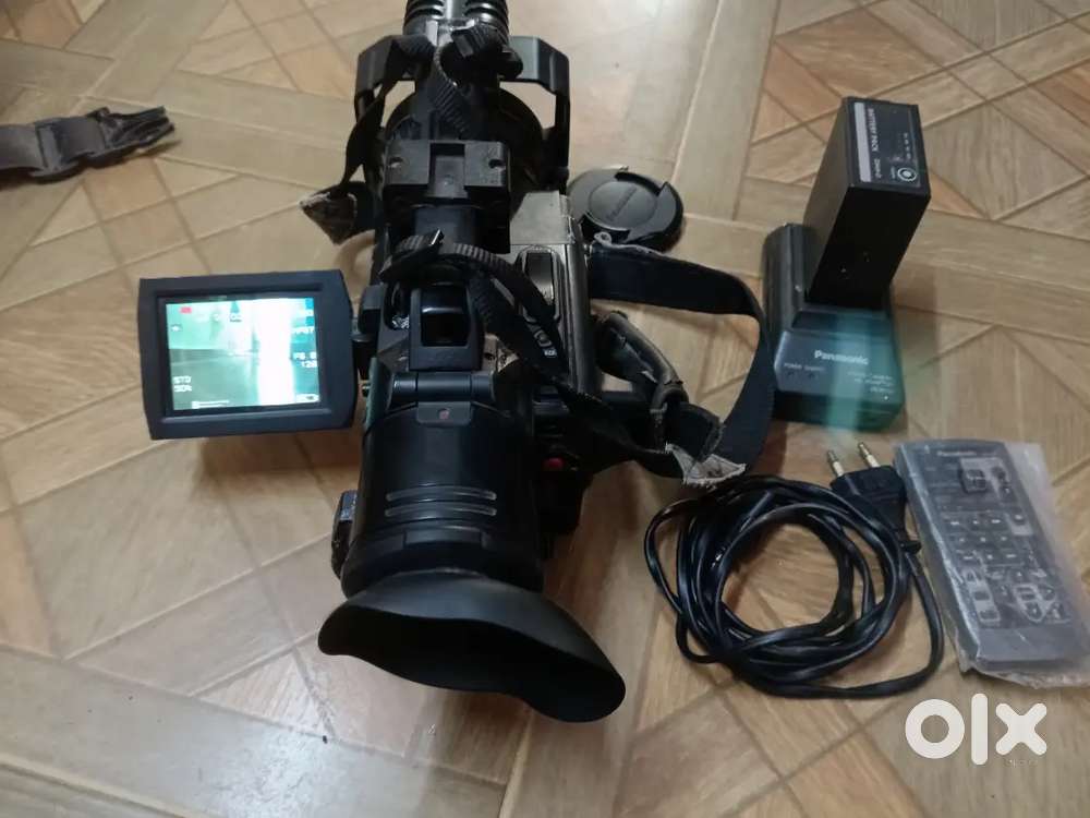 Panasonic 102B profectional video camera