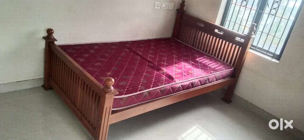 1 room furniture PMG Law College