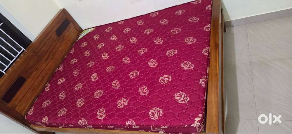 75*60*5 cot and 4 sumitra bed