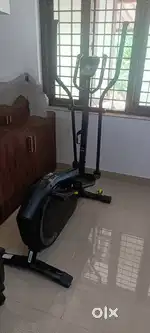Elliptical machine EL520B