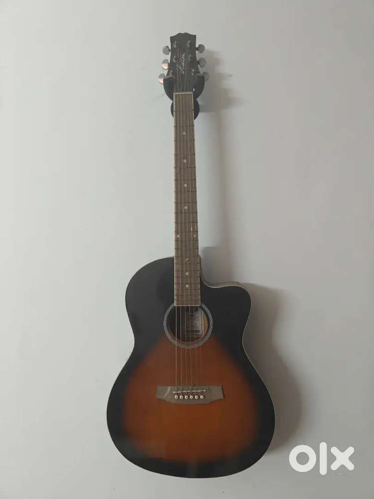 Ashton Full Size Guitar in Brand New Condition