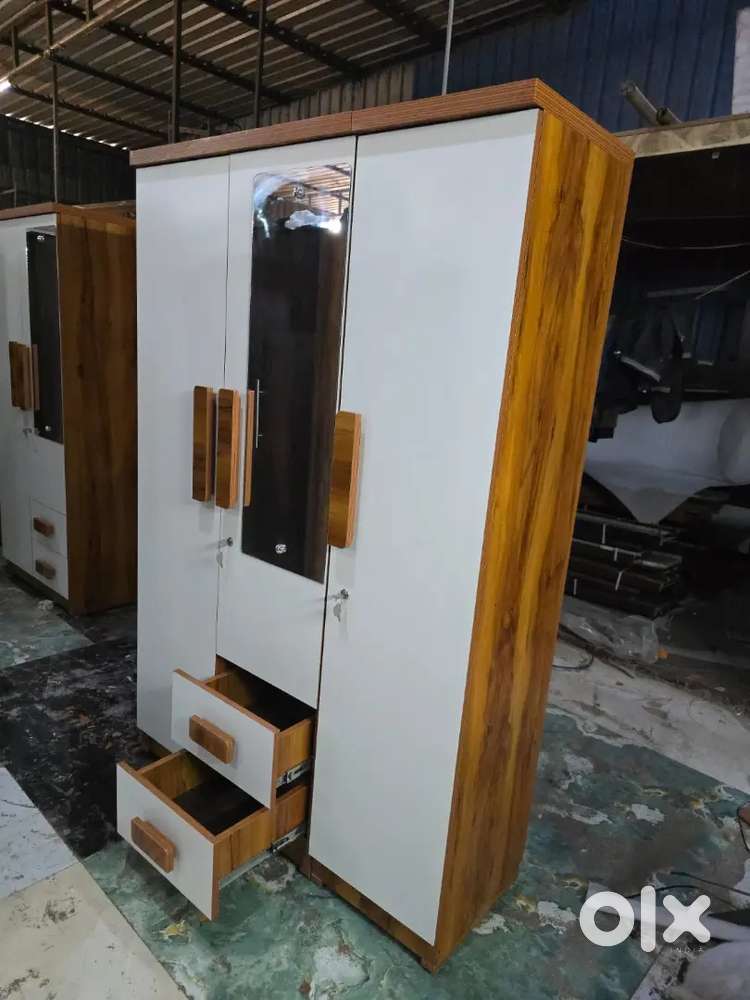 Brand new 3 Door Wardrobe fot sale by factory outlet