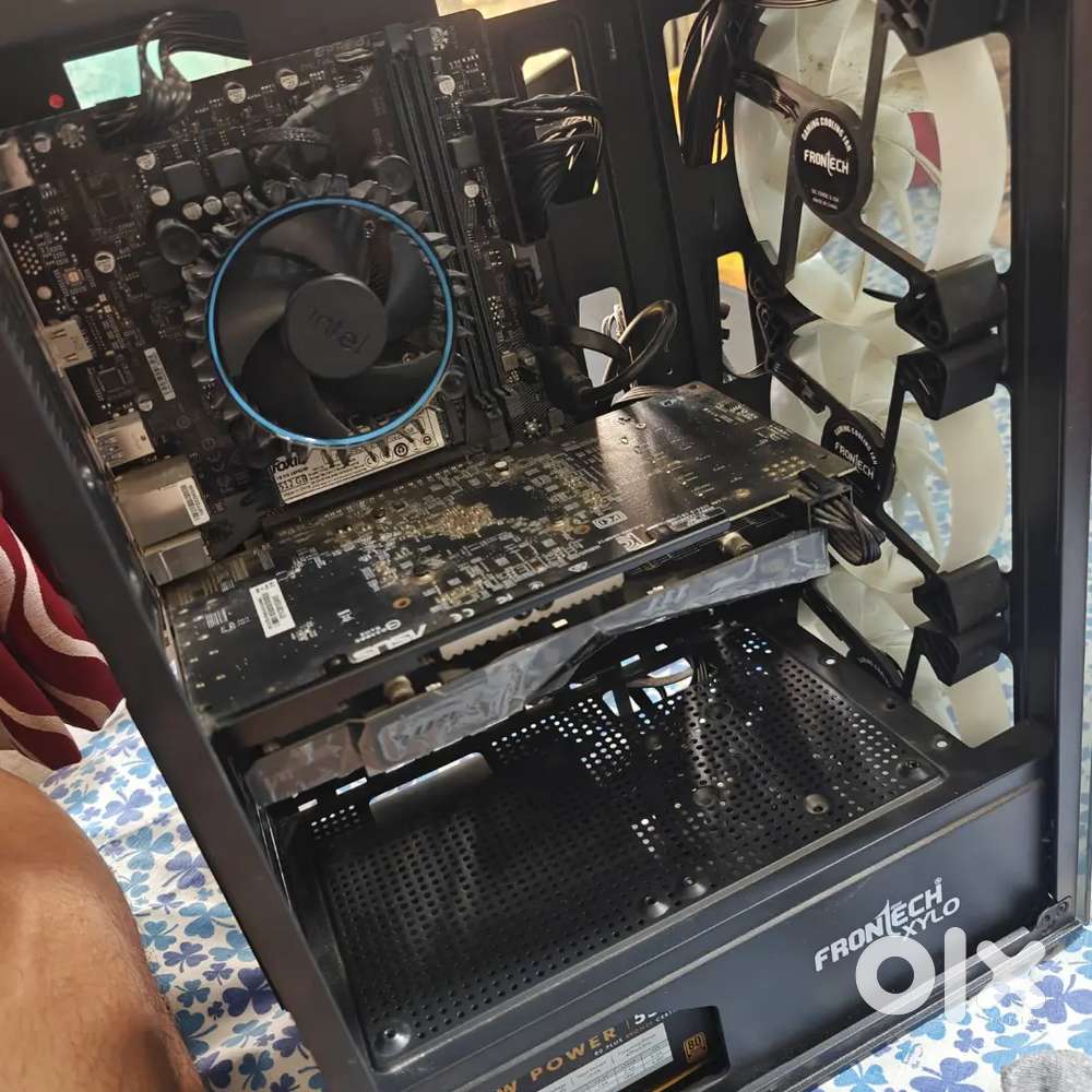 Rx 560 graphic card perfect condition gaming or editing