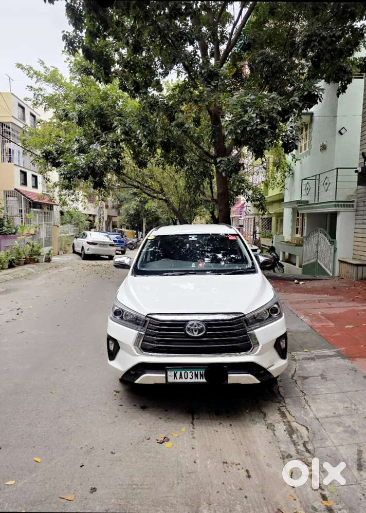 Toyota Innova Crysta 2022 Diesel  Top variant  29000 Km Driven
