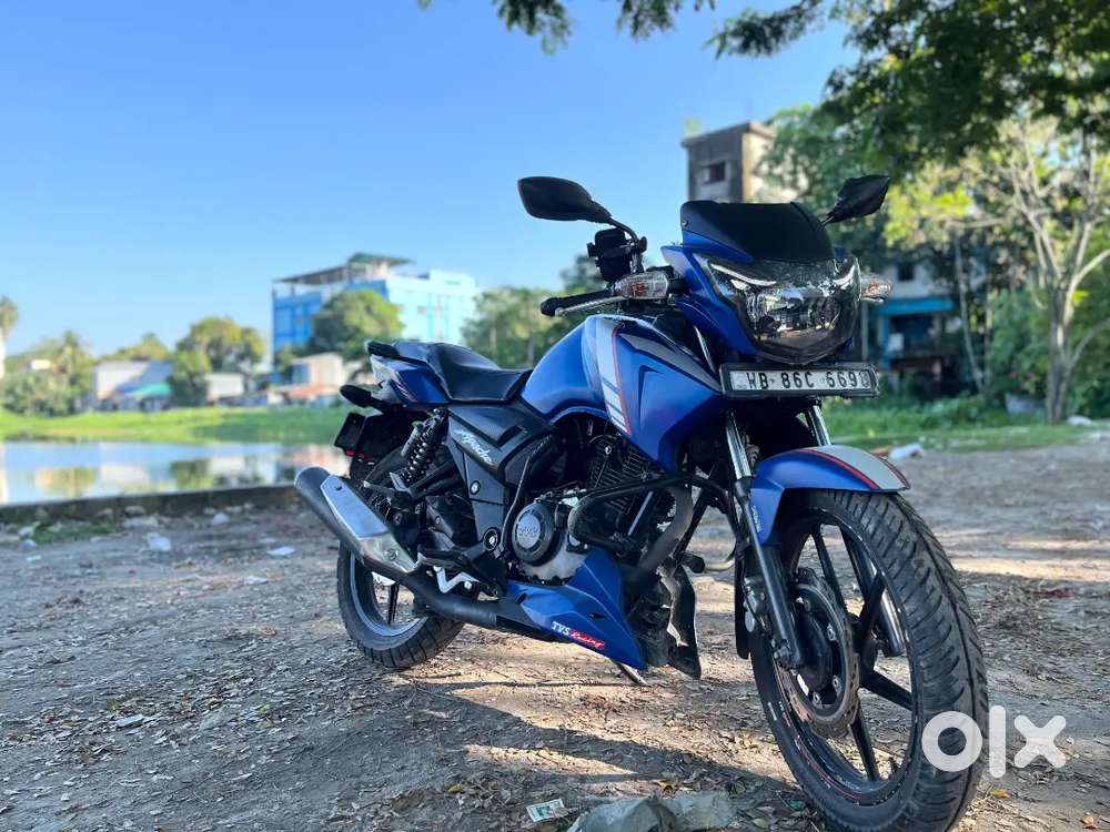 One hand use condition Bs4 apache rtr 160 2v .