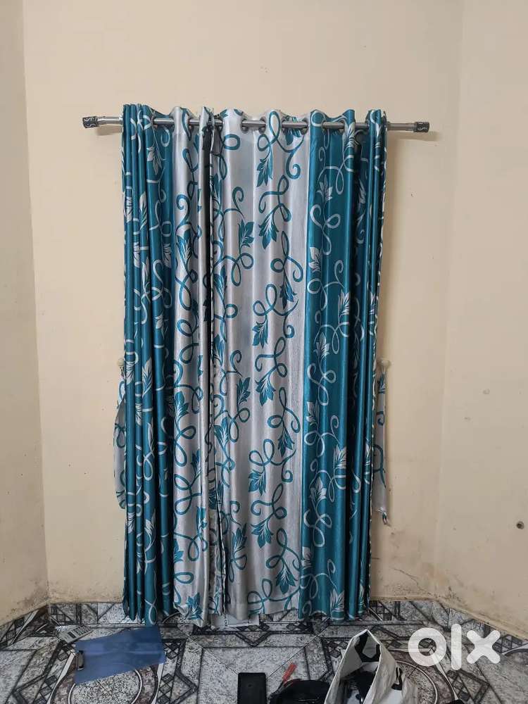 Curtain set