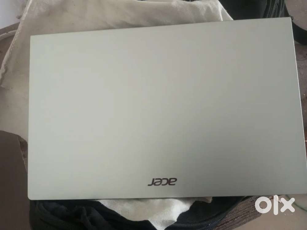 Acer a3 leptop only 3 month old , with document