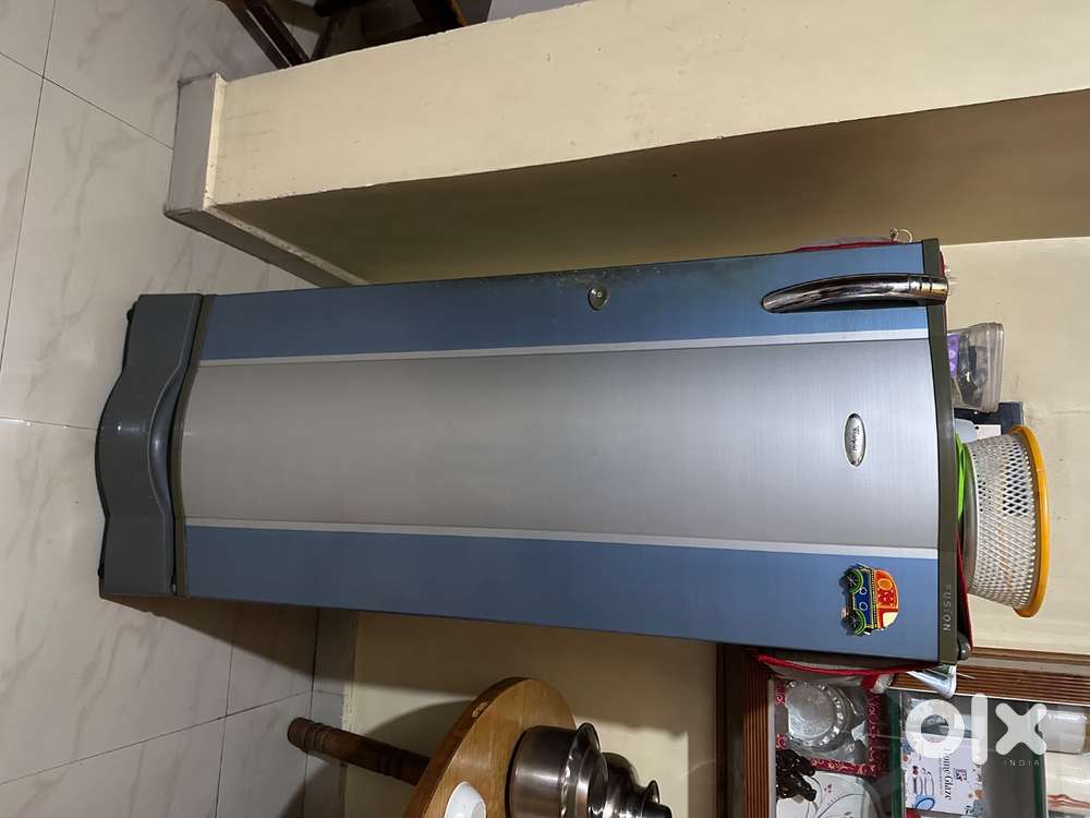Single door refrigerator