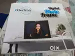 Digital photo frame