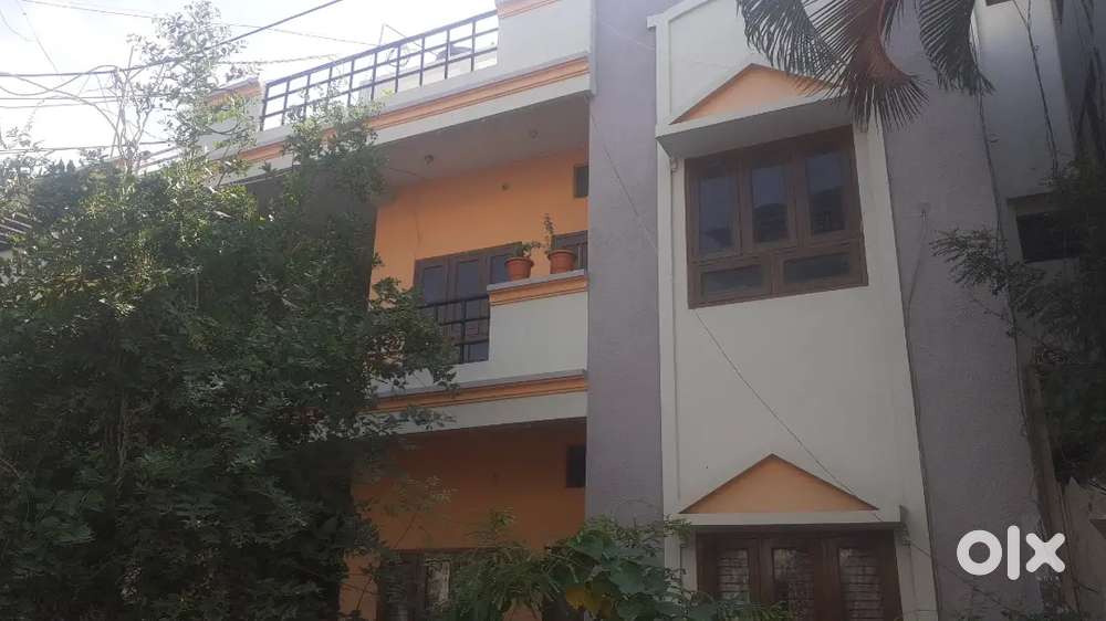 Prime location khatiwala tank