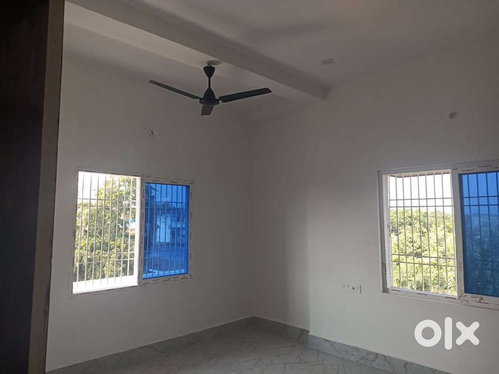 One BHK for rent in Bompass Town.