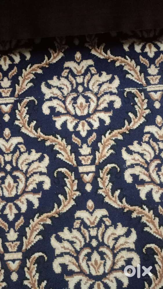 Carpet good condition