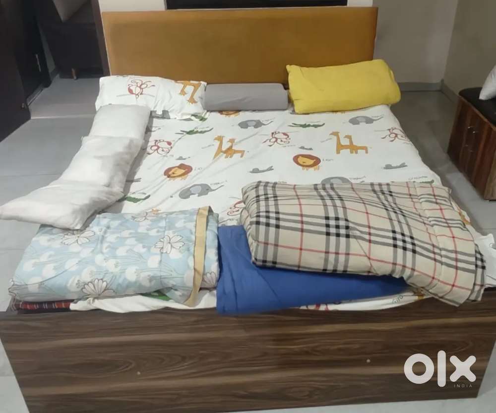 Double Bed and Single Bed with sofa