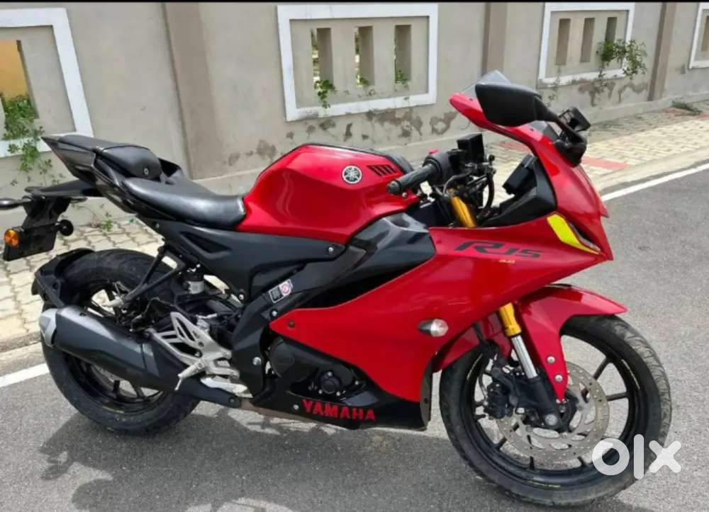 Yamaha R15 v4 2023 model
