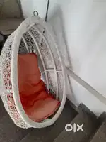 Balcony swing