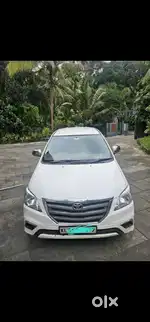 Toyota Innova 2008 Diesel 176000 Km Driven g3 8 seater