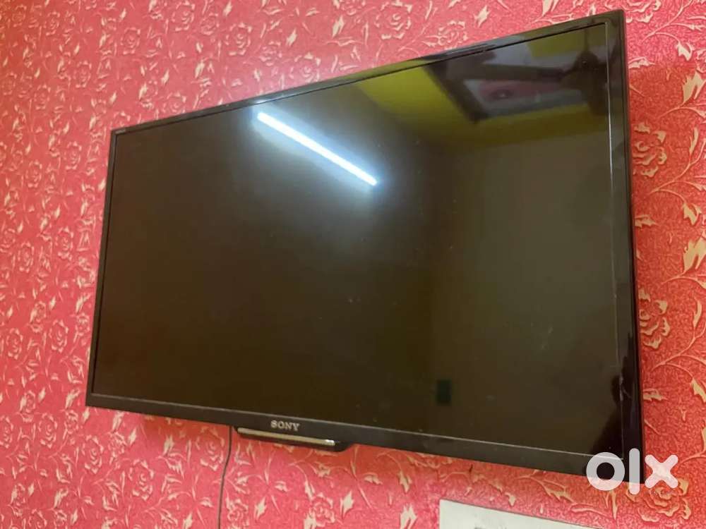 SONY BRAVIA 33-Inch LED TV