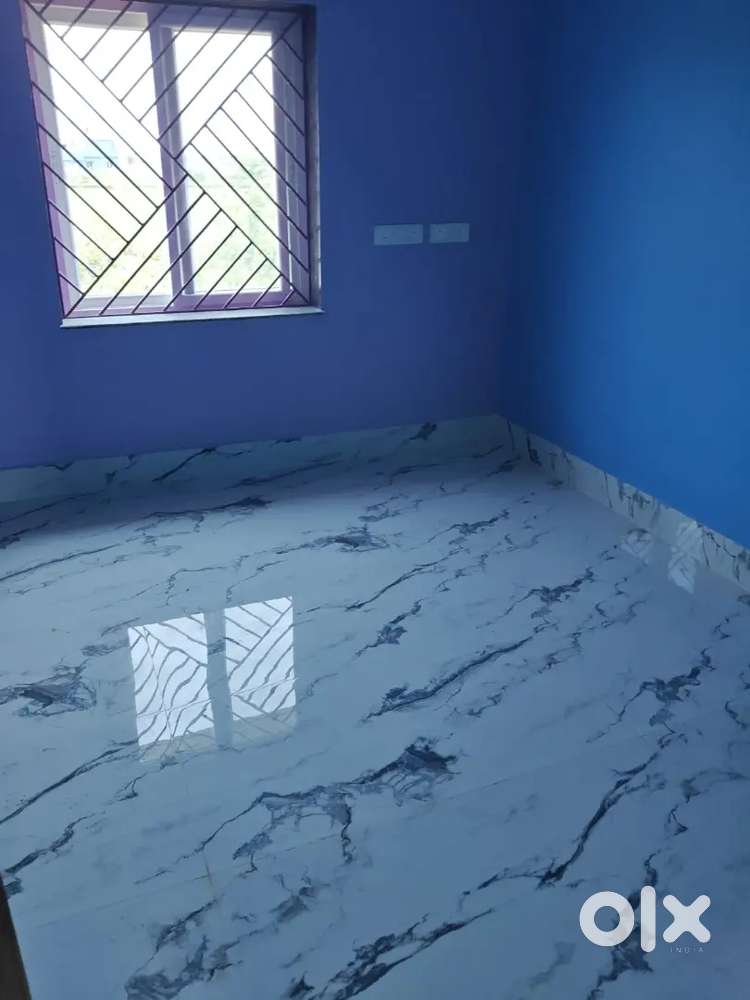 1bhk for family and also single bbk available for ladies