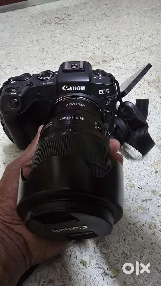 canon RP Full frame less used camera body alone 65,000rs.