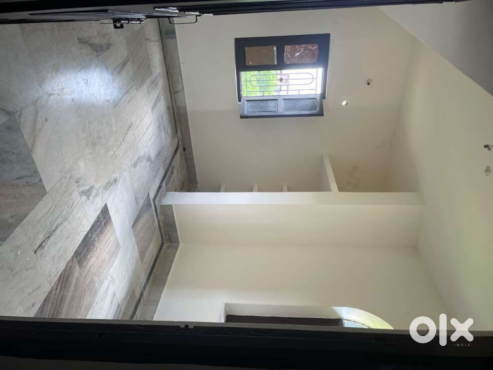 2 bhk flat near sainik cycle/ eklavya public school