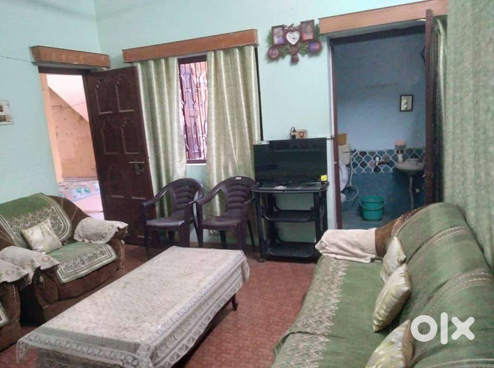 House Near Dubagga TV Tower (Just 150 mtr from main Hardoi Road))