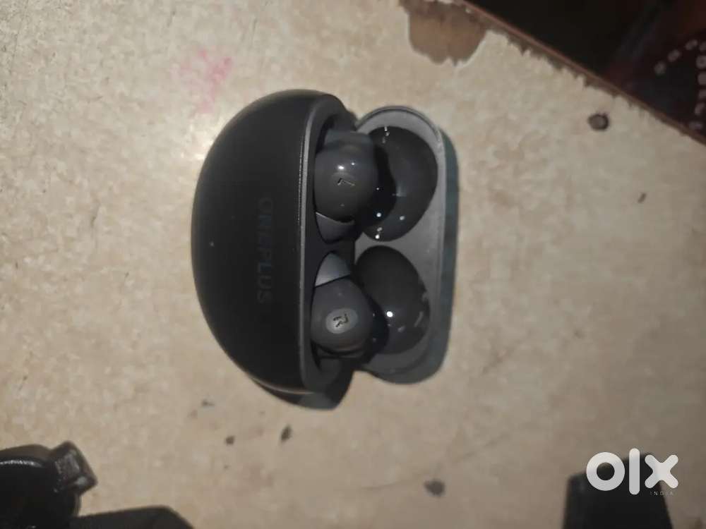 OnePlus Nord buds 3 just 9 months old and no other problems in the bud