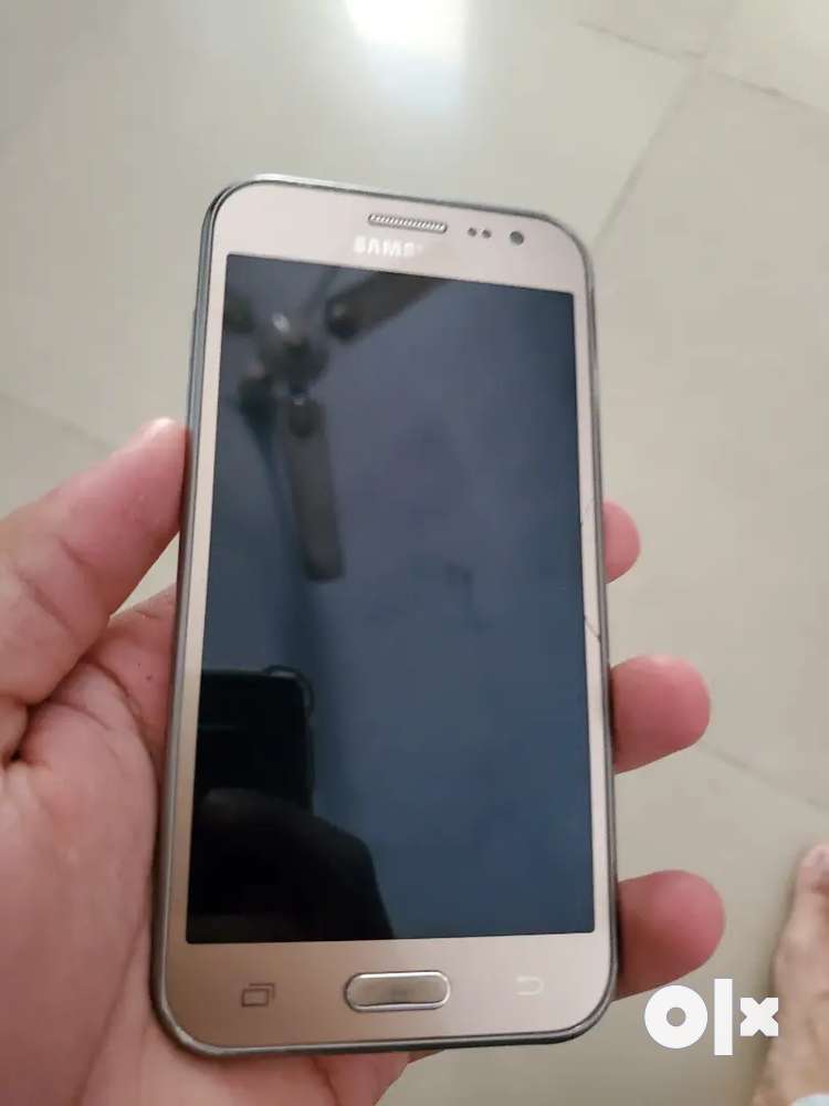 Samsung J2 (4G)