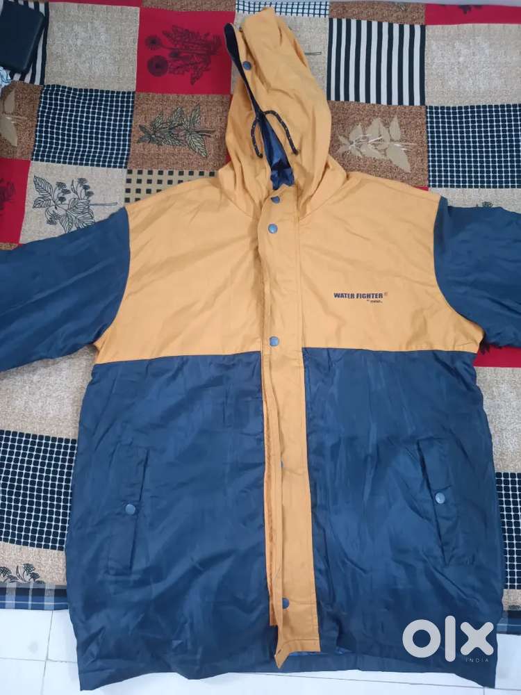 Raincoat (Water Fighter)