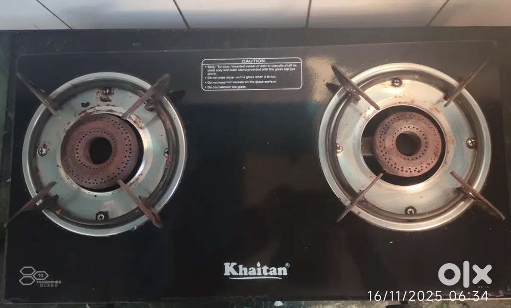 Fully functional good condition glass top 2 burner gas stove available