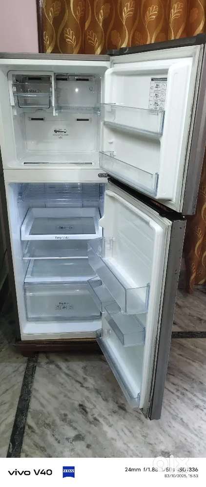 Fridge double door Samsung 4 star good condition