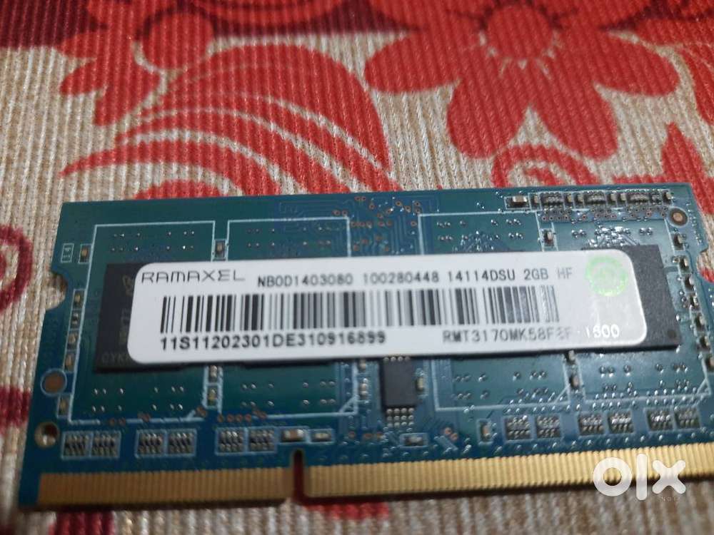 RAM 2 GB lenova latptop