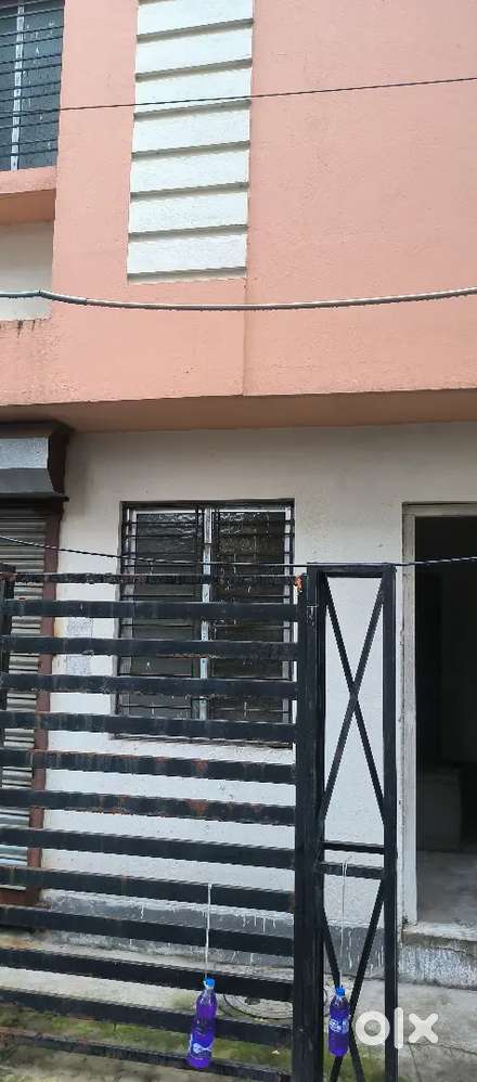 Commercial property at Ground floor on Shyampukur street