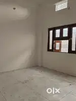 2 bhk for small family or girls