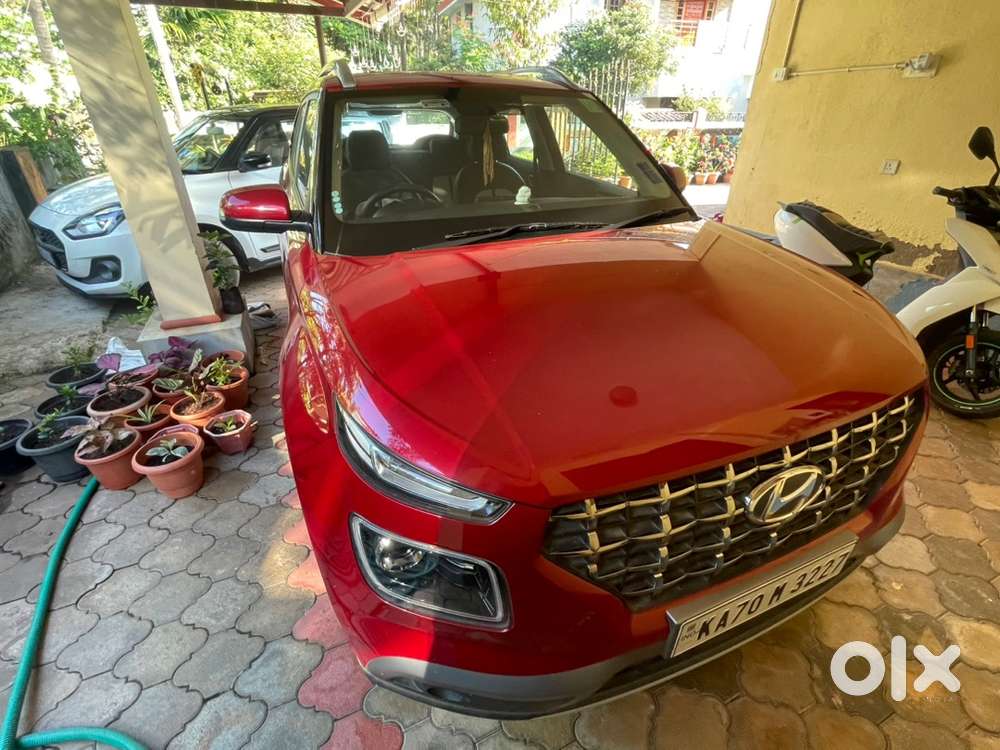 Hyundai Venue 2021 Petrol Good Condition