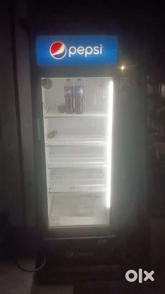 Excellent condition fridge for sale