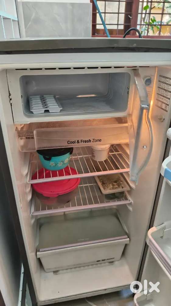 LG SINGLE DOOR FRIDGE