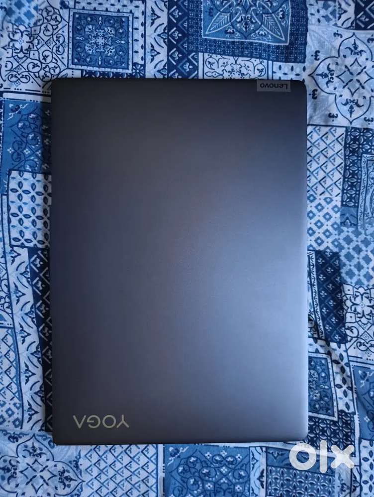 Lenovo yoga slim 6i i5 13th gen