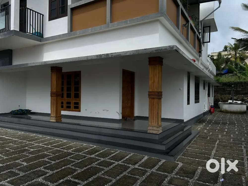 House for rent at Akkulam near Good shepherd school and NISH