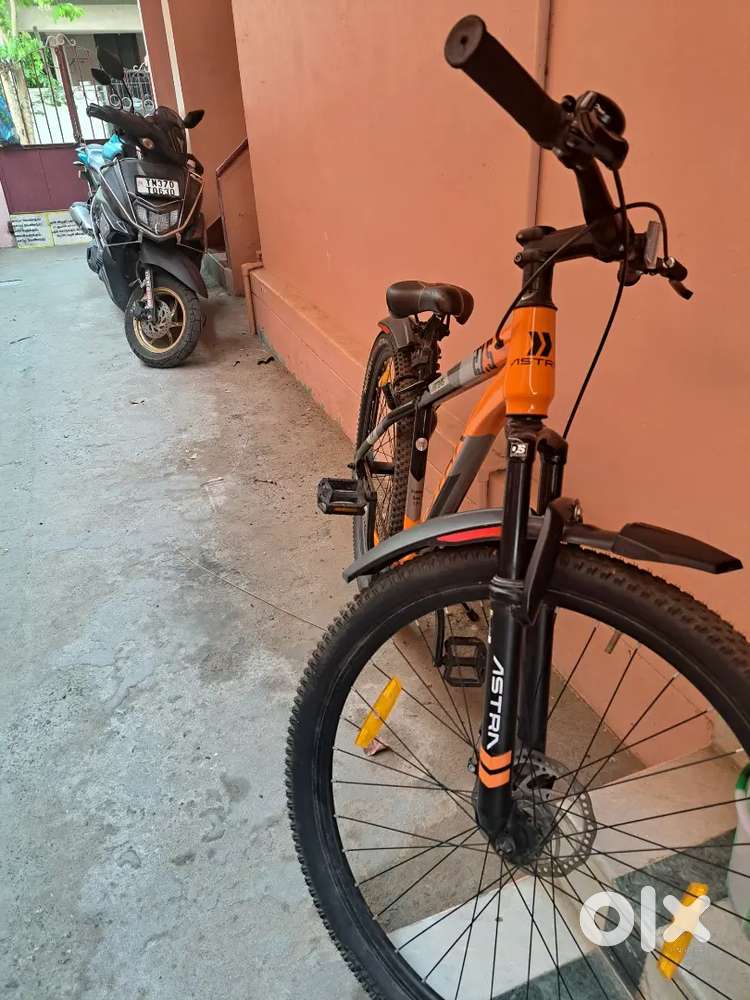 Astra from just buy cycles for sale-dual disc brakes and suspension